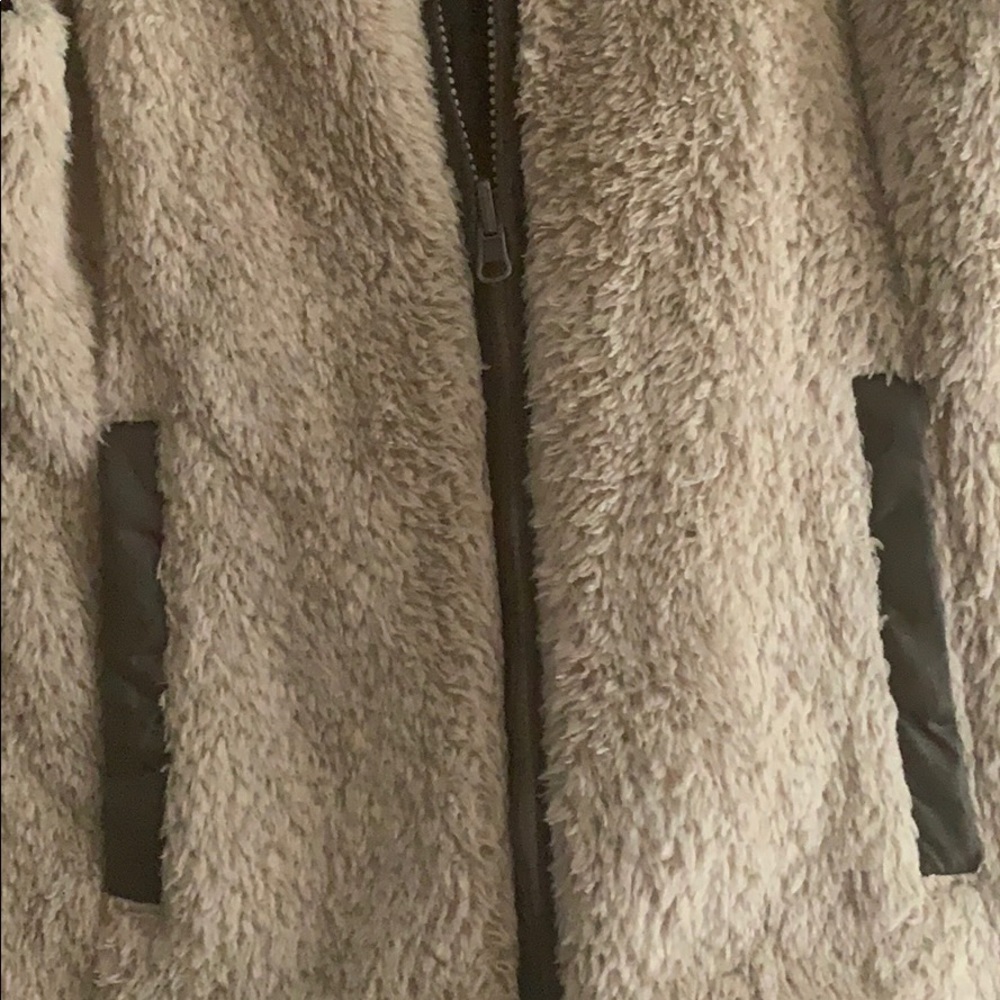 Women’s Patagonia reversible vest - Picture 4 of 6